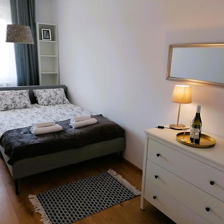 Apartament Ogrody 莱什诺 外观 照片