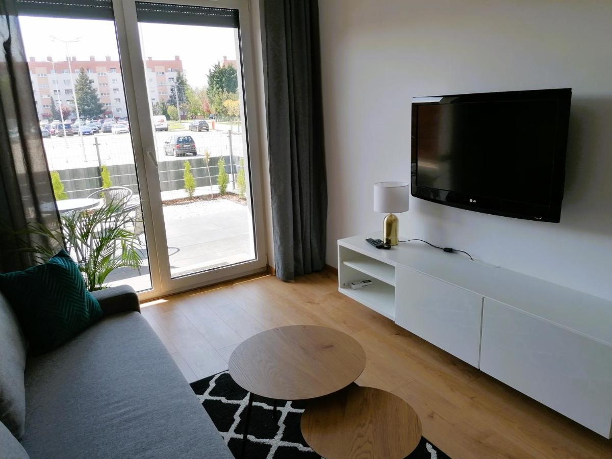 Apartament Ogrody 莱什诺 外观 照片